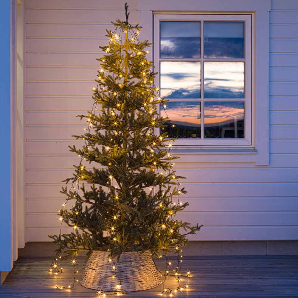 Approfondimento dell'albero a LED con anello, effetto mica e timer 8h nero