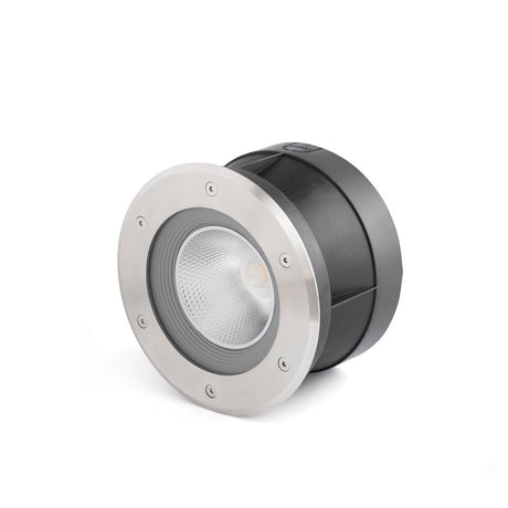 LED SURIA-24 60° recessed floor light in stainless steel with a modern design, ideal for outdoor lighting.