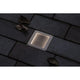 LED Bodeneinbauleuchte Brick mit Bewegungssensor, eingebaut in einem dunklen Pflastersteinboden.