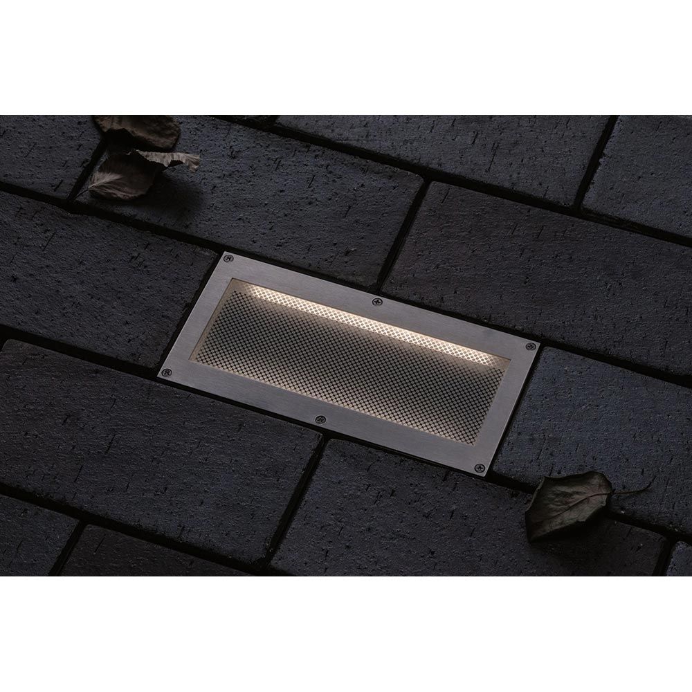 LED -lattiavalaisimen tiili liikkeentunnistimella IP67