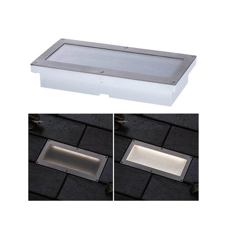 LED Bodeneinbauleuchte Brick mit Bewegungsmelder IP67 in Metall/Edelstahl, zeigt leuchtende Fläche in der Dämmerung.