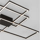 LED-Deckenleuchte Bilbao Matt-Schwarz mit modernem, flachem Design und sanfter Lichtarchitektur.