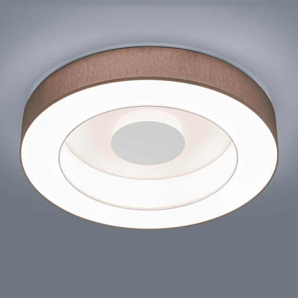 LED Deckenleuchte Lomo in Weiß und Mocca für optimale Raumausleuchtung mit dimmbarem Licht.