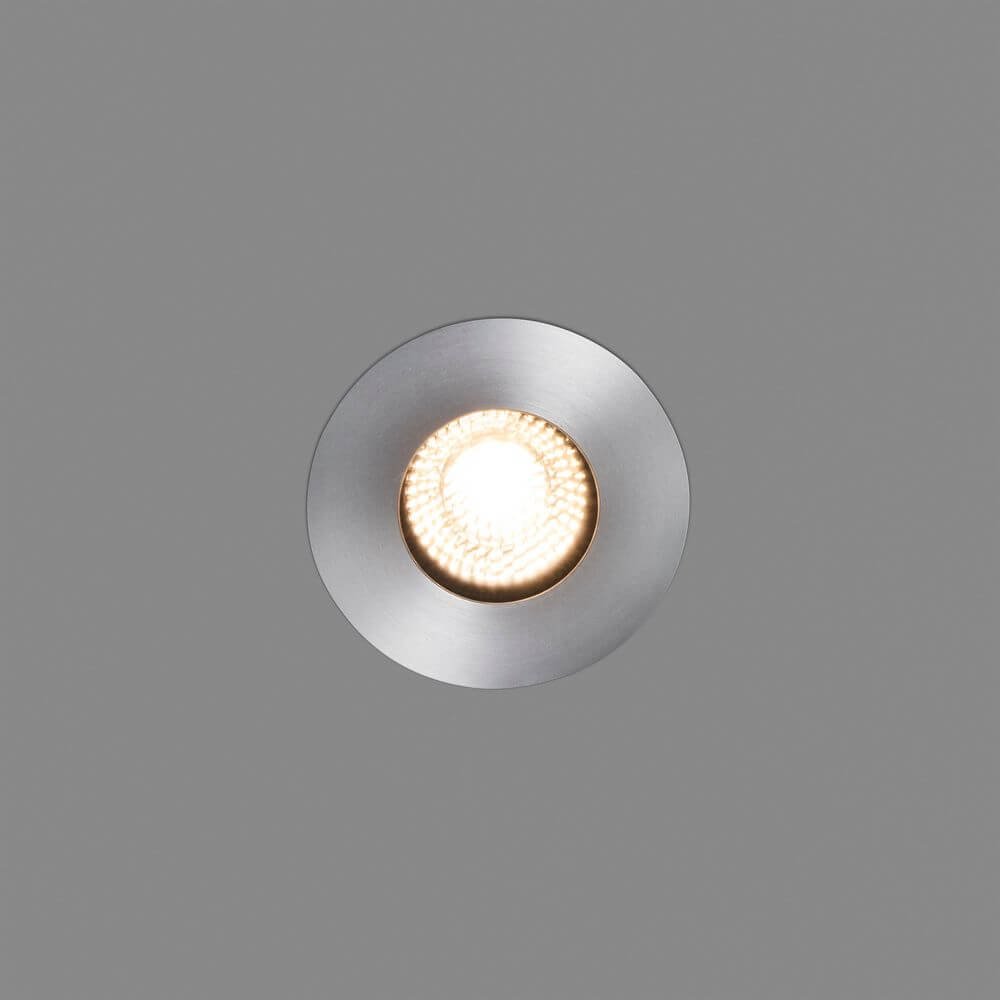 LED innfellingslampe GRUND 36° 3000K IP67 nikkelmatt i elegant design med varmhvit belysning.
