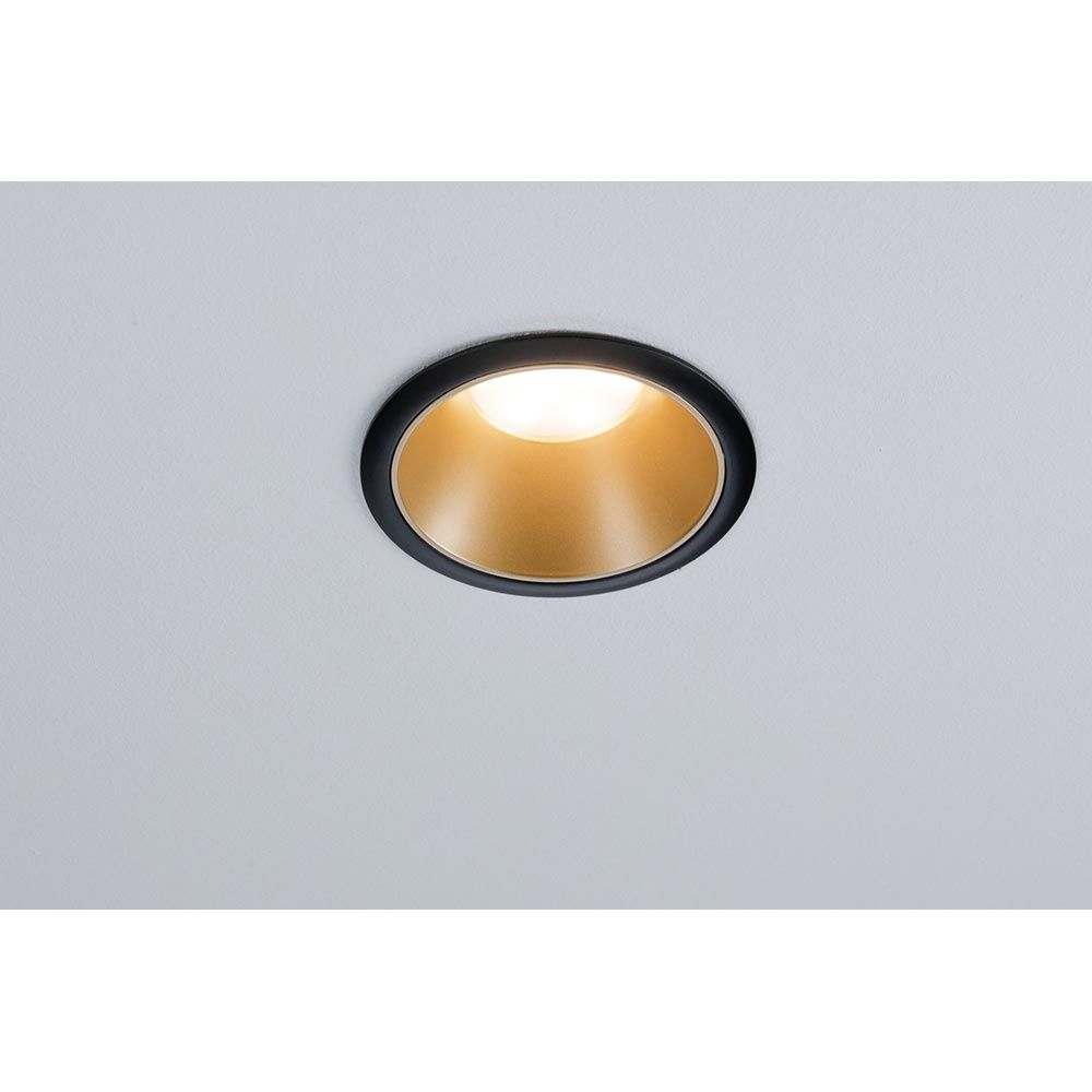 LED Einbauleuchte Cole in Schwarz und Gold, blendfreies Licht für Deckenmontage.