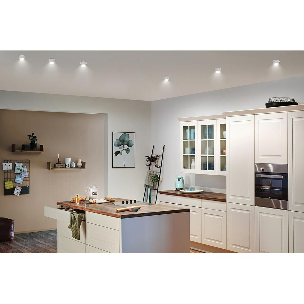 Moderne Küche mit LED Einbauleuchten Gil, stilvolles Ambiente, blendfreie Akzente an der Decke.