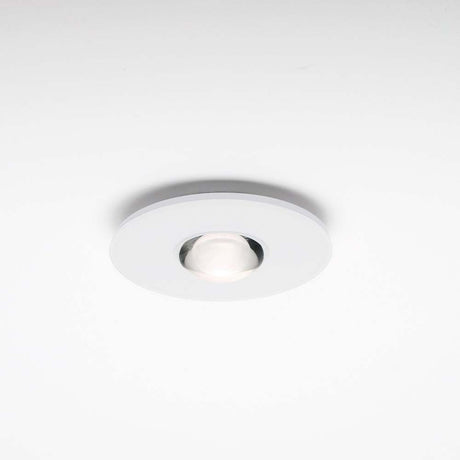 LED-Einbauleuchte Tet mit Linse, elegante Deckenbeleuchtung für jede moderne Einrichtung.