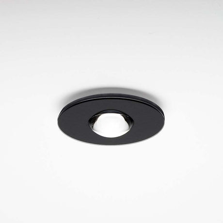 LED-Einbauleuchte Tet mit Linse in modernem Design, ideal für akzentuierte Beleuchtung.