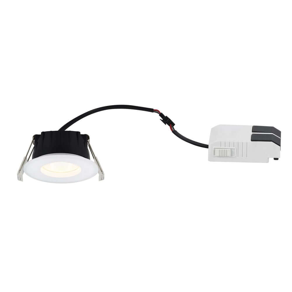 LED Einbaustrahler Rosalee IP65 mit dimmbarem Licht und niedriger Einbauhöhe.