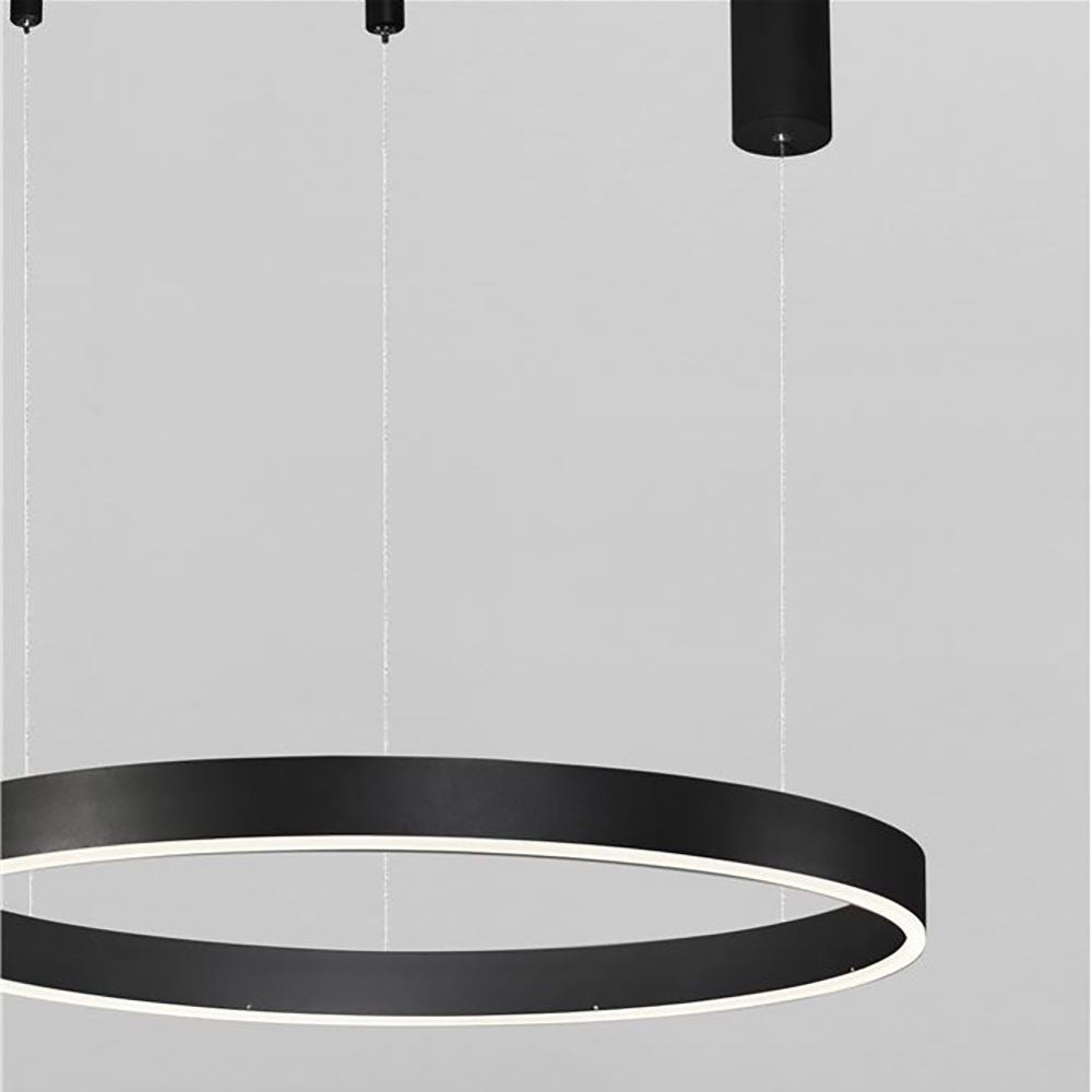 Moderne LED Hängeleuchte Motif in Schwarz, runde Form, ideal für Ess- und Wohnzimmer.