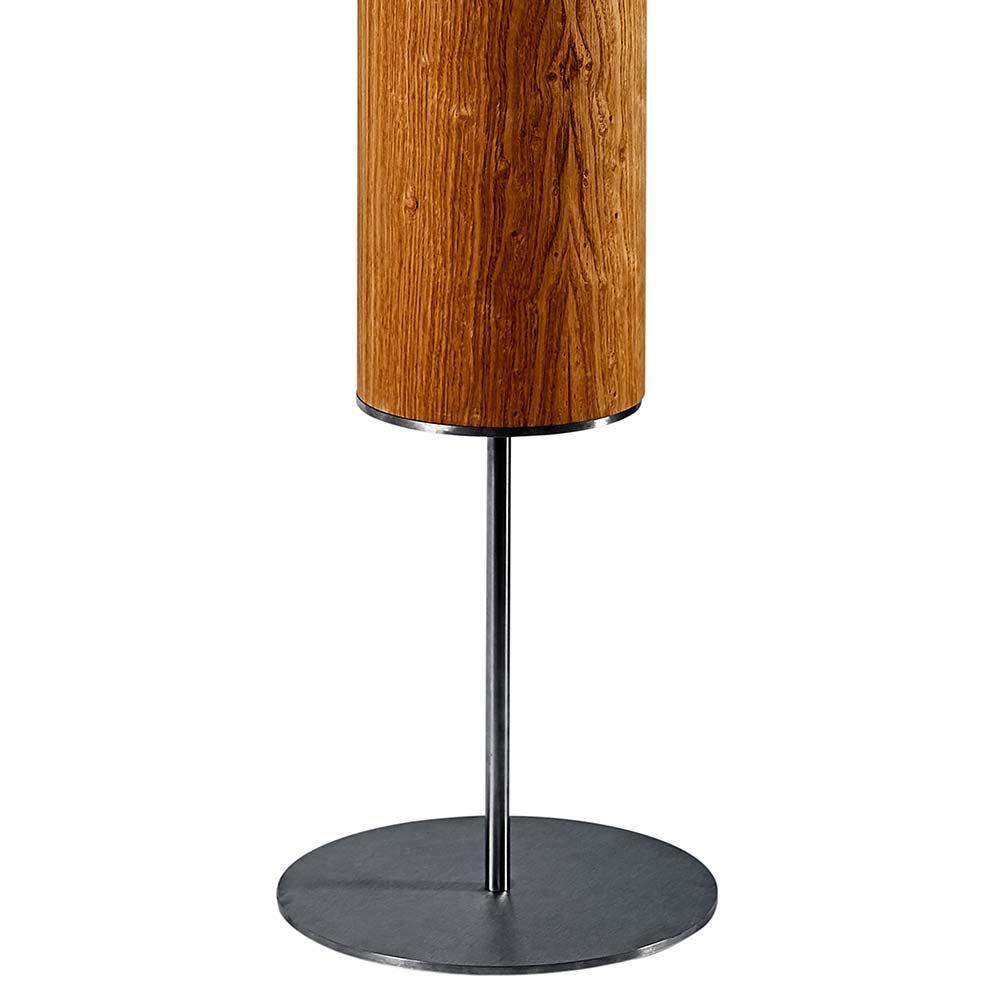 Schlichte LED Holz-Stehleuchte Arbor mit markantem Eichenfurnier und elegantem Metallfuß.