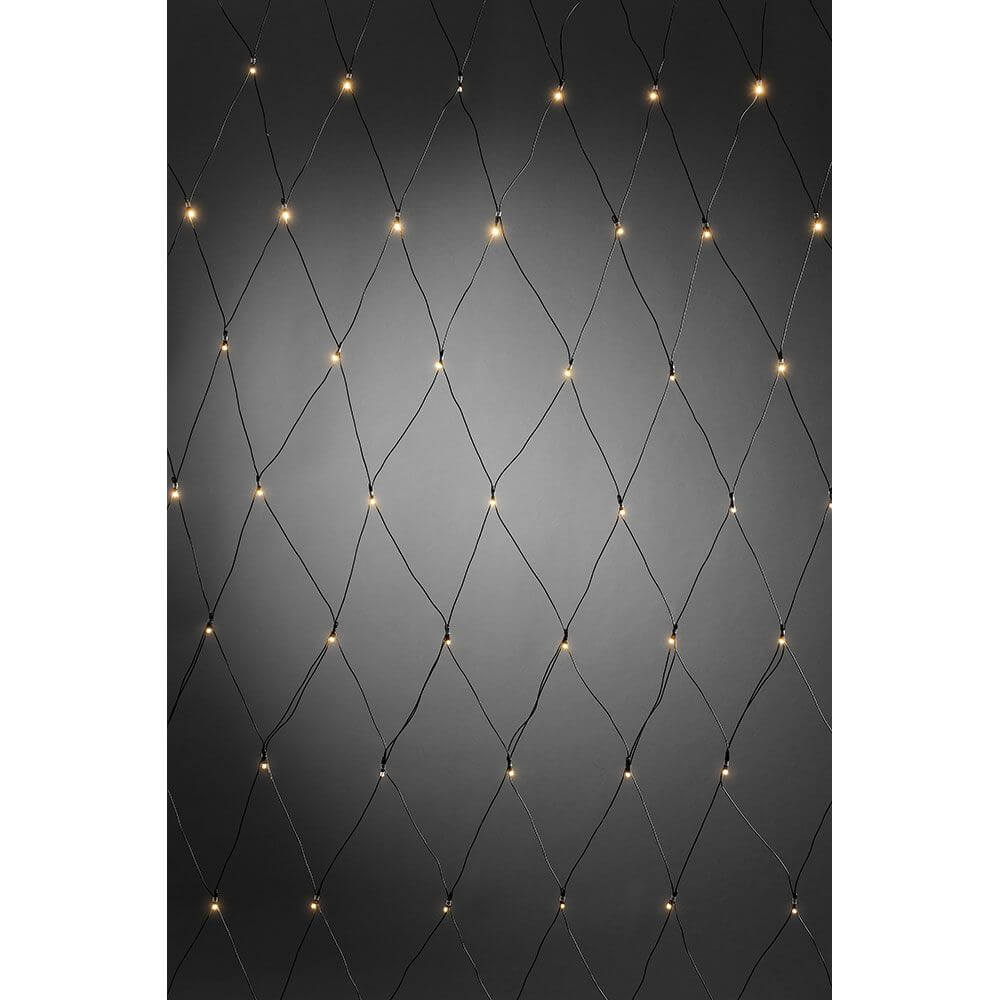 LED Lichternetz mit Timer und Multifunktion 240 Warmweiße Dioden batteriebetrieben IP44 auf dunklem Hintergrund