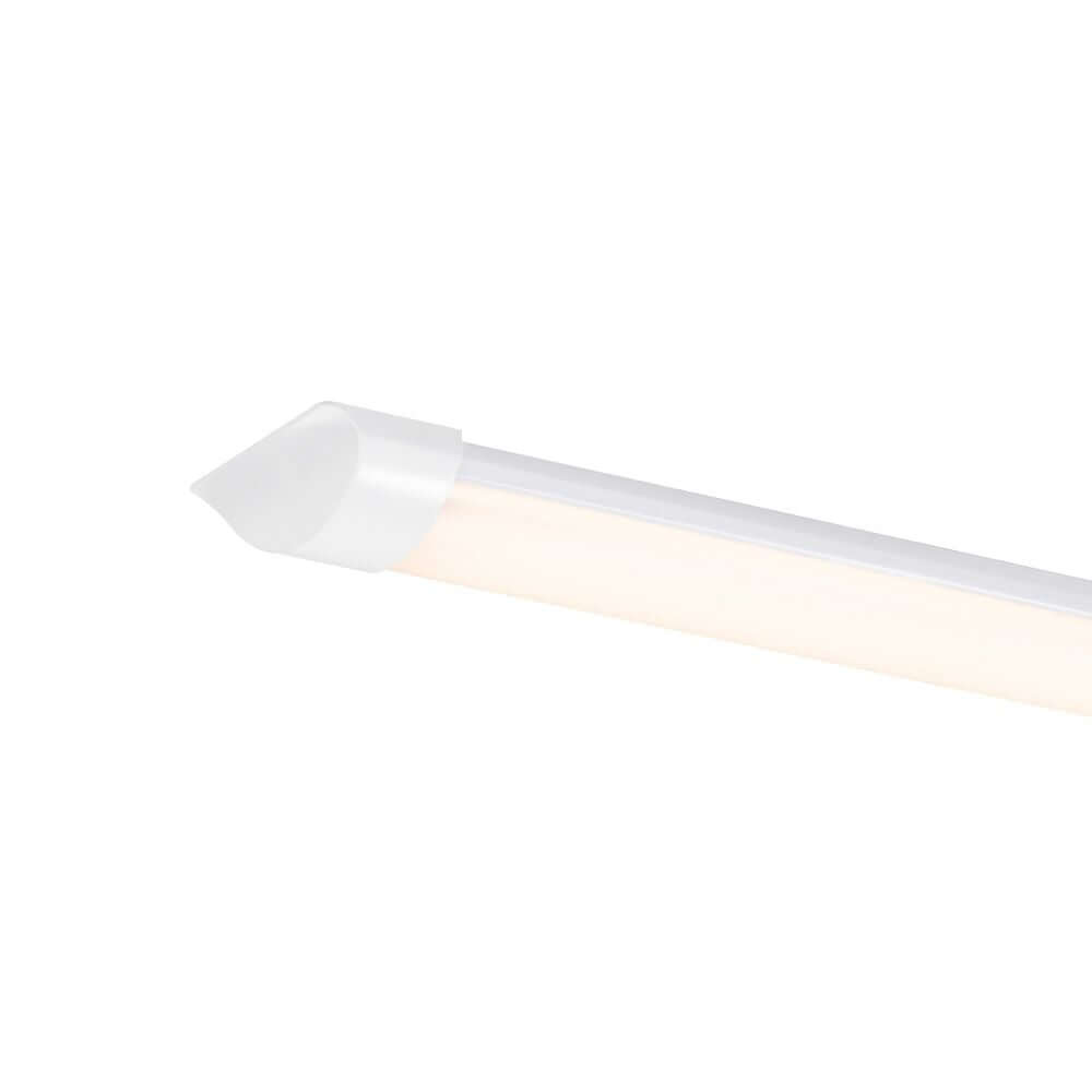LED Lichtleiste Glendale 120 in schlankem Design für praktische Beleuchtung in Garage und Werkstatt.