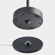 Detailansicht der LED Outdoor Akku-Tischlampe Smart mit robuster, minimalistischer Design-Oberfläche.