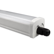Detailansicht der LED Profi Linienleuchte 150cm Wannenleuchte 5100lm IP66 Neutralweiß mit robuster Bauform.