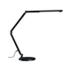 Schwarze LED Schreibtischleuchte FlexBar mit dimmbarer Tunable White-Funktion und verstellbarem Flexarm.