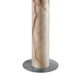 LED Stehleuchte Columna aus Stein Weißperle mit elegantem Fuße und graziler Steinsäule.