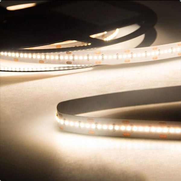 LED Strip Linear 20m 24V blanc chaud, dimmable, lignes lumineuses homogènes, idéal pour un montage avec profilé de refroidissement.