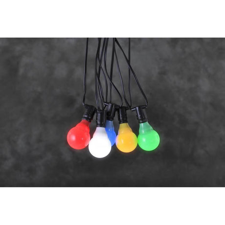 LED Biergartenkette Erweiterung Opal 10 Birnen Bunt IP44 mit bunten Lichtern in rot, orange, grün, blau und weiß.