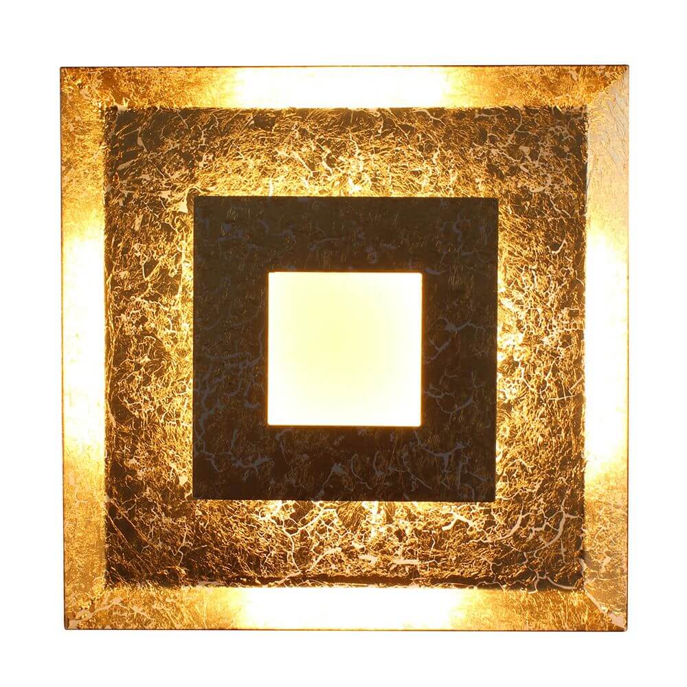 LED Wandlampe Window S Goldfarben in quadratischer Form mit indirekter Beleuchtung.