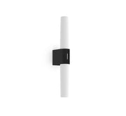 LED Helva Double Basic væglampe IP44 i et moderne design med integreret LED og IP44 Beskyttelse.