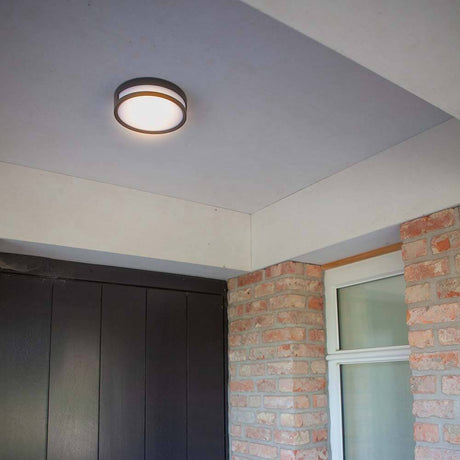 LED-Wandleuchte Rola Ø 18,3cm Deckenbeleuchtung für Eingangsbereiche in modernem Design.