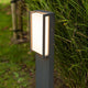 LED Wegeleuchte Qubo IP54 75cm Anthrazit in modernem Design im Außenbereich