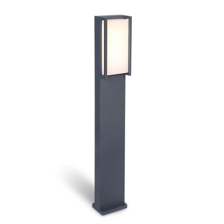 LED Wegeleuchte Qubo IP54 75cm Anthrazit mit modernem Design und sauberer, rechteckiger Form.