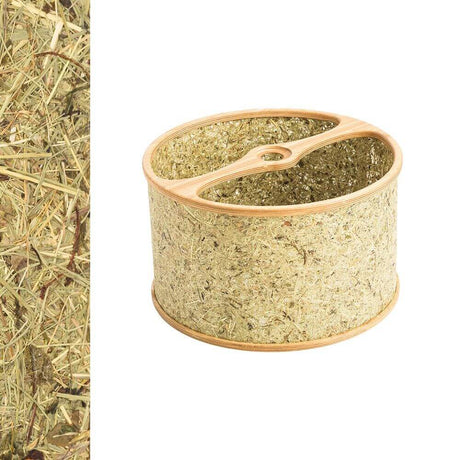 Abat-jour en foin et bois avec charme naturel et design moderne, idéal pour des suspensions ou des lampadaires.