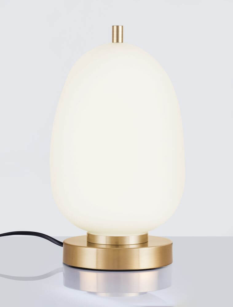 Lato Tischleuchte E14 Ø 15,8cm mit opalem Glas und goldfarbenem Metallständer, modernes Design.