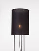 Leith Stehlampe Schwarz, minimalistische Stehleuchte mit schwarzem Lampenschirm und stilvollem Design