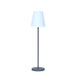 LED Akku-Stehleuchte Lola Mini in elegantem Design mit weißem Lampenschirm und schlankem Standfuß.