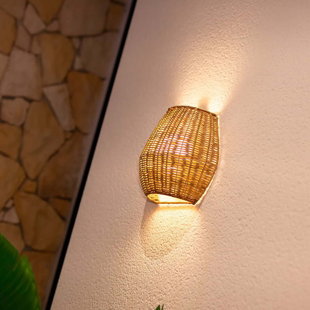 Saona Boho -tyylinen LED-seinäakkujen pensaat, jotka on valmistettu rottinki IP54: stä