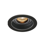 Spot encastré Sulima orientable en retrait en noir avec accent doré, idéal pour ampoules halogènes et LED.