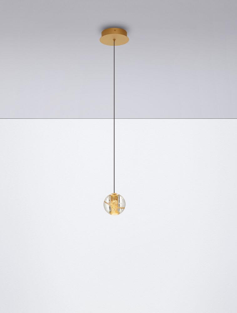 Licio LED Pendelleuchte Ø 12cm 3000K Gold in eleganter Goldoptik mit transparentem Schirm.