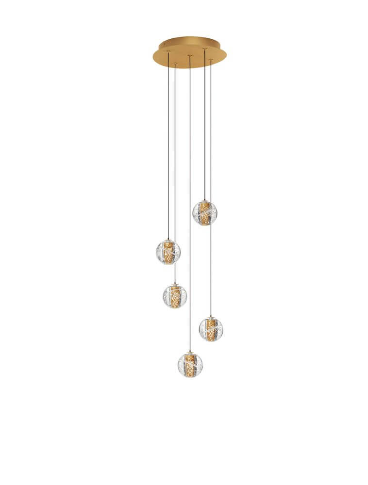 Alt Tag: Licio LED Pendelleuchte 5-flammig Ø 31cm 3000K Gold, goldene Deckenleuchte mit fünf Glaskugeln und filigranen Aluminiumstäben