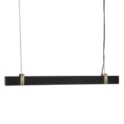 Suspension Lilt LED en noir élégant avec un design minimaliste et un variateur de lumière innovant à trois niveaux.