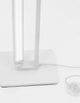 Line LED Stehlampe 3000K Weiß - modernes Design mit Aluminium und Acryl, minimalistisch und elegant.