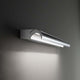 Moderne Halfpipe L LED-Wandleuchte in elegantem Design, an grauer Wand montiert.