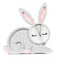 Kinder Wand- & Tischleuchte Hase in Form eines hölzernen Häschens mit Dimmer und Fernbedienung.