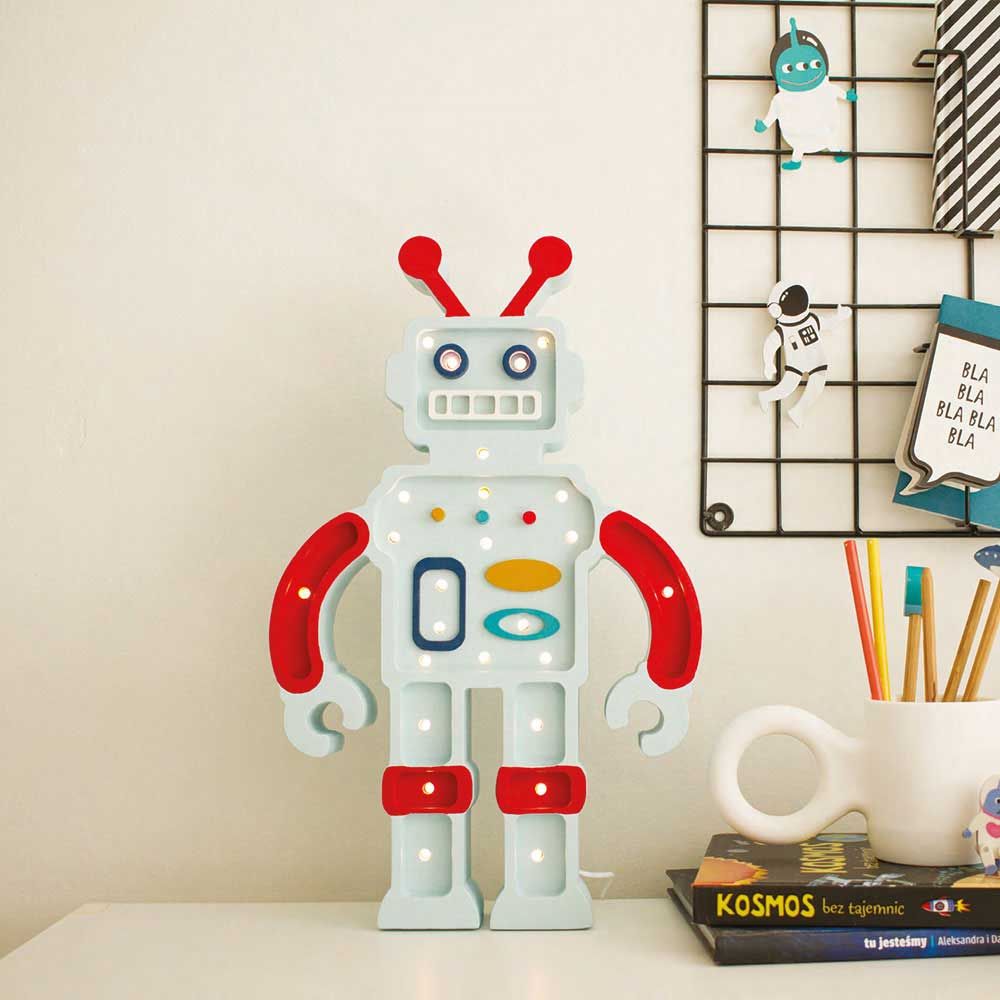 Kinder Tischleuchte Roboter aus Holz mit Dimmer und Timerfunktion für optimale Lichtsteuerung.