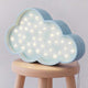 Kinder Wand- & Tischleuchte Wolke aus Holz, dimmbar mit Fernbedienung für individuelles Licht.