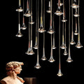 Lodes Rain LED Hängelampe Tropfen 7 Watt 1300 lm, elegante Deckenleuchte in Form von Regentropfen.