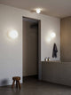 Lodes Volum LED Wand- & Deckenleuchte Dimmbar IP54 Weiß in modernem Badezimmer-Design mit eleganter Beleuchtung.