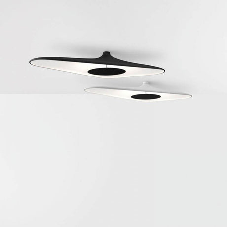 Luceplan LED Deckenlampe Soleil Noir 120 x 62cm in modernem Design mit gleichmäßiger Lichtstreuung.