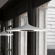 Luceplan LED-pendellampe Soleil Noir 120 x 62 cm, slankt og elegant design, asymmetrisk oppheng.