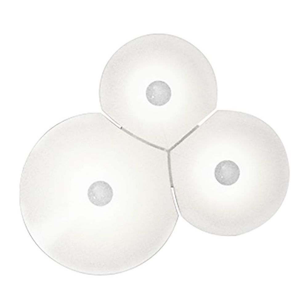 Luceplan LED Wandleuchte Bulbullia in innovativem Design mit drei kreisförmigen Elementen, inspiriert von Seifenblasen.