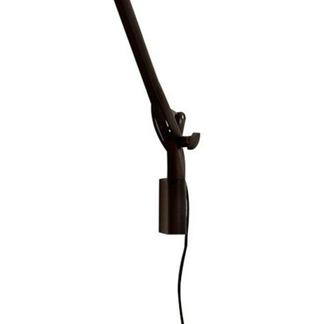 Luceplan Otto Watt Wandhalterung in elegantem Schwarz mit dimmbarem LED-Design und flexibler Anwendung.