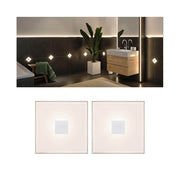 LumiTiles LED Fliesen Square 2er-Set Metall Kunststoff, Weiß in modernem Badezimmer-Design.