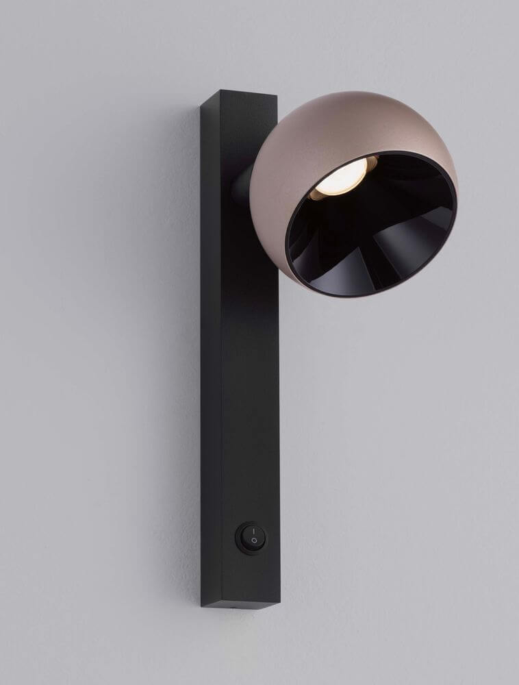 Moderne Lusa LED Wandleuchte 3000K mit Nickel-Schwarz-Finish und warmweißem Licht.